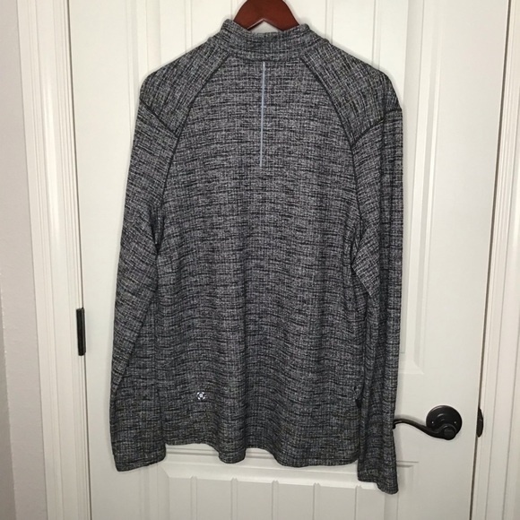 Lululemon Surge Warm 1/2 Zip Pullover in Heathered Black Size Large. - Picture 4 of 8